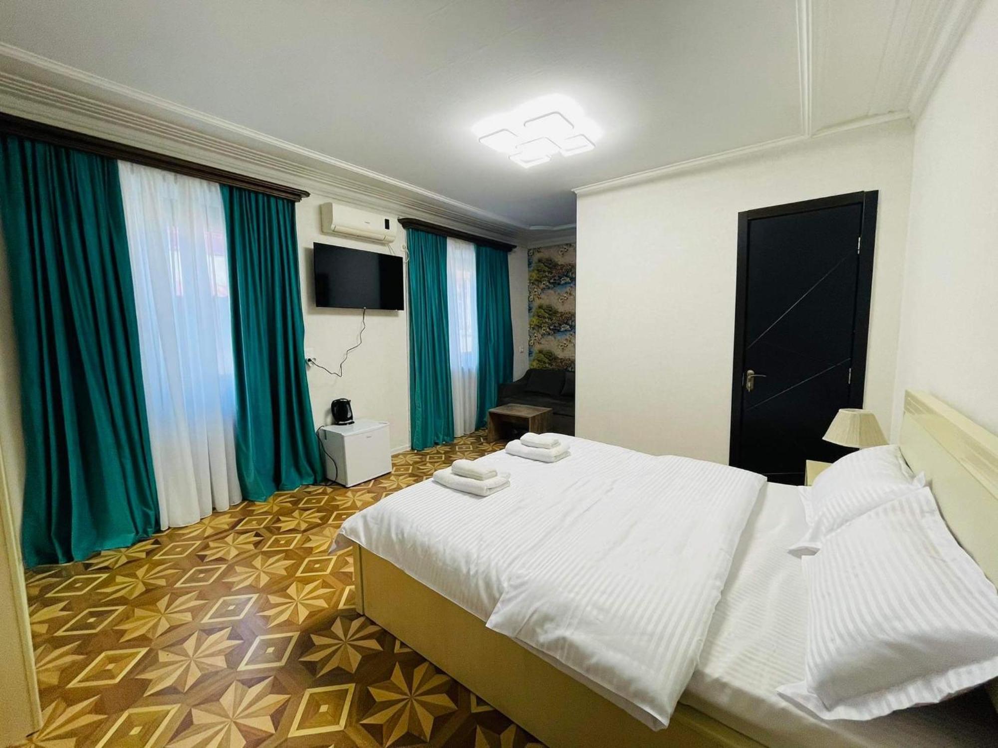 Metekhi View Hotel Tbilisi Luaran gambar